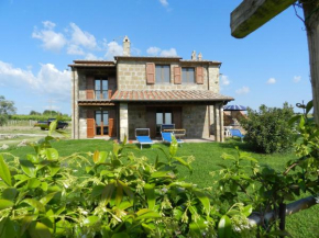 Отель Agriturismo Le Sorgenti  Питильяно